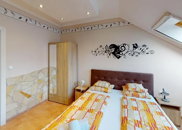 Cristian Apartman